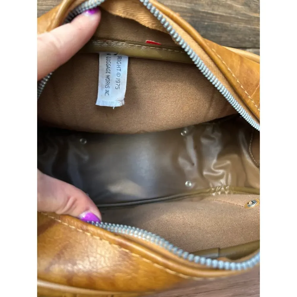 Vintage 1975 American Tourister Tan Shoulder Bag Carry On With Original Tag